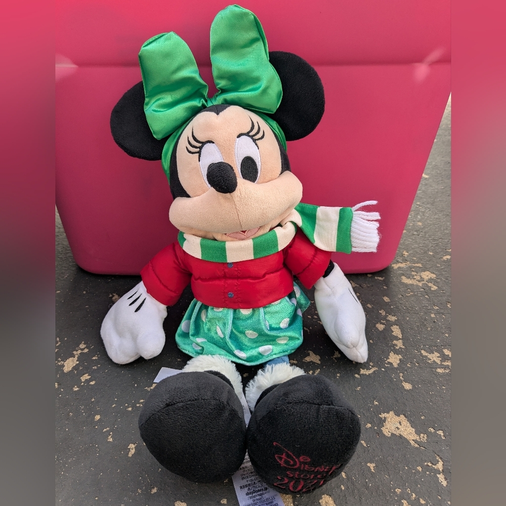 Disney Store Holiday Exclusive 2021 Minnie Mouse Plush